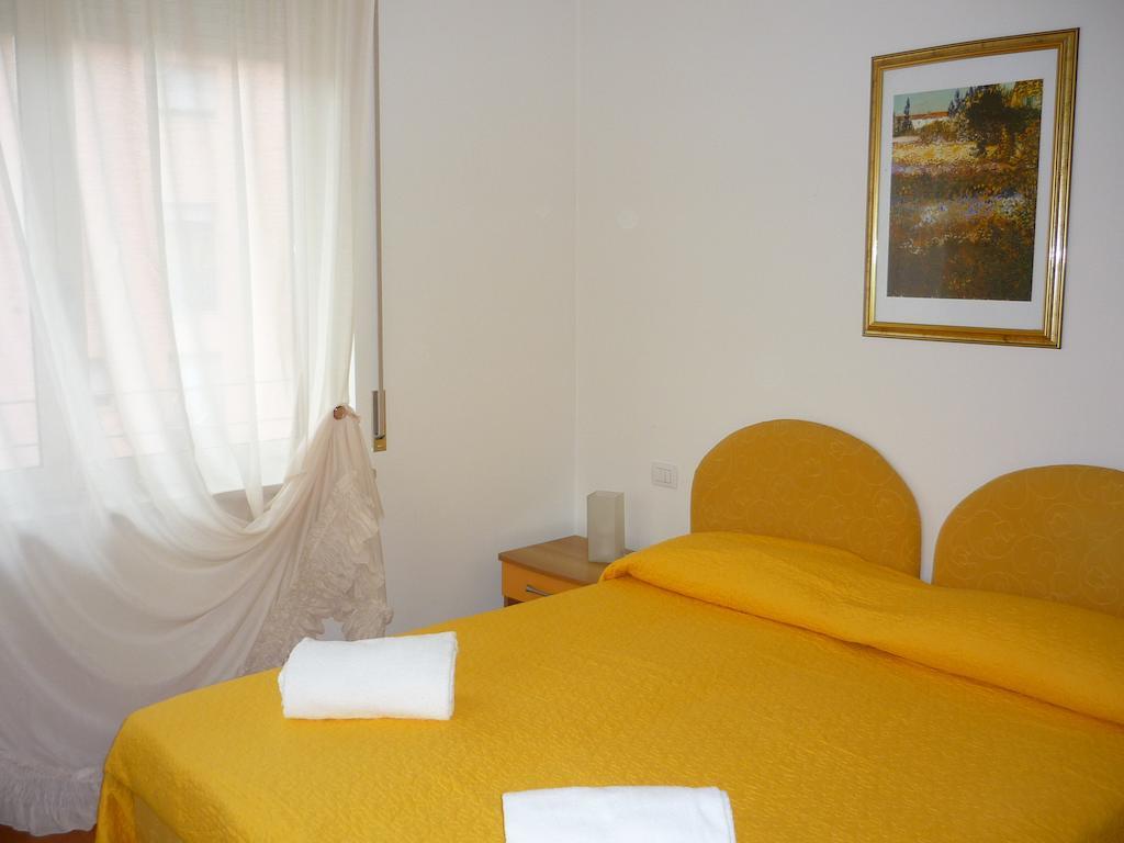 Casa Vacanze Le Terrazze Bed & Breakfast Verona Room photo